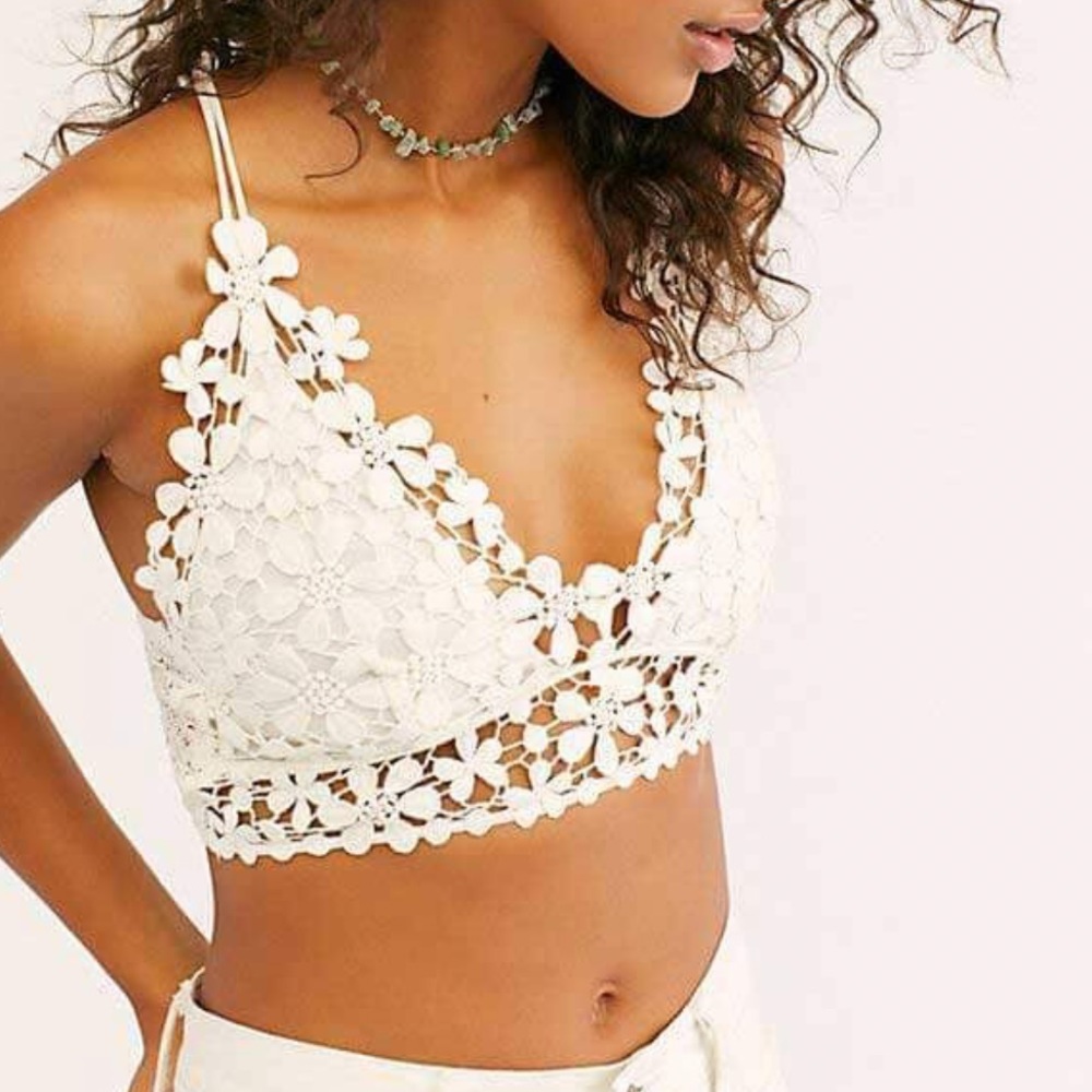 Pure Blanc Daisies Cotton Crochet Lace Bralette - Picture 3 of 11
